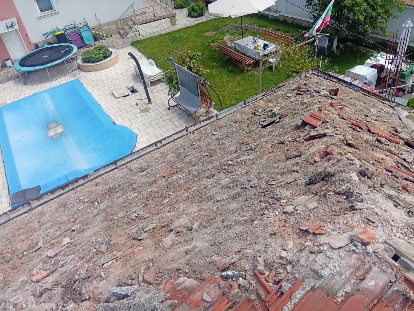 Демонтаж на стар покрив