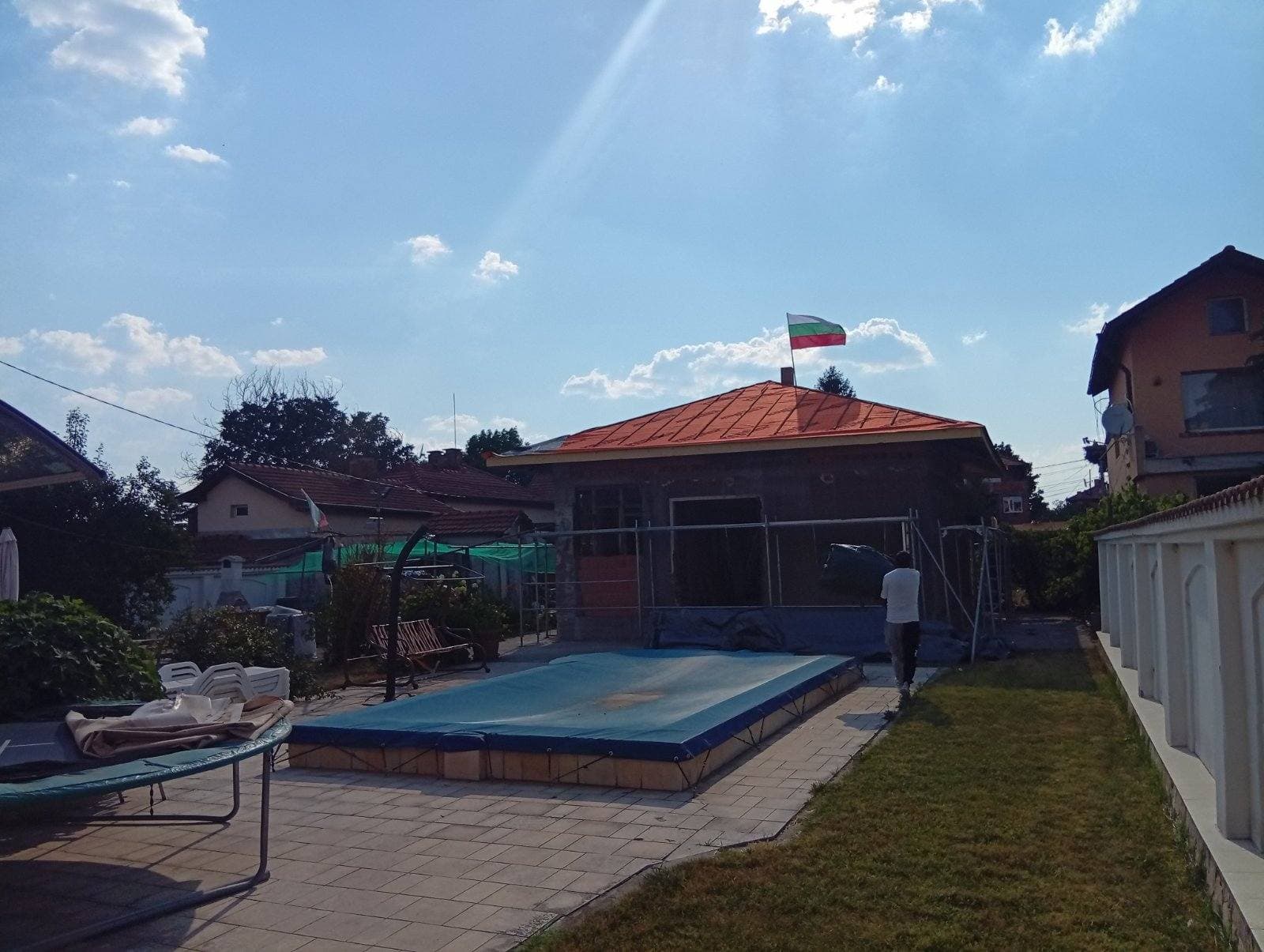 Завършен обект с нов покрив