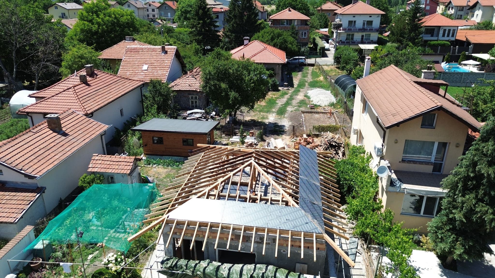 Дървена конструкция — дрон